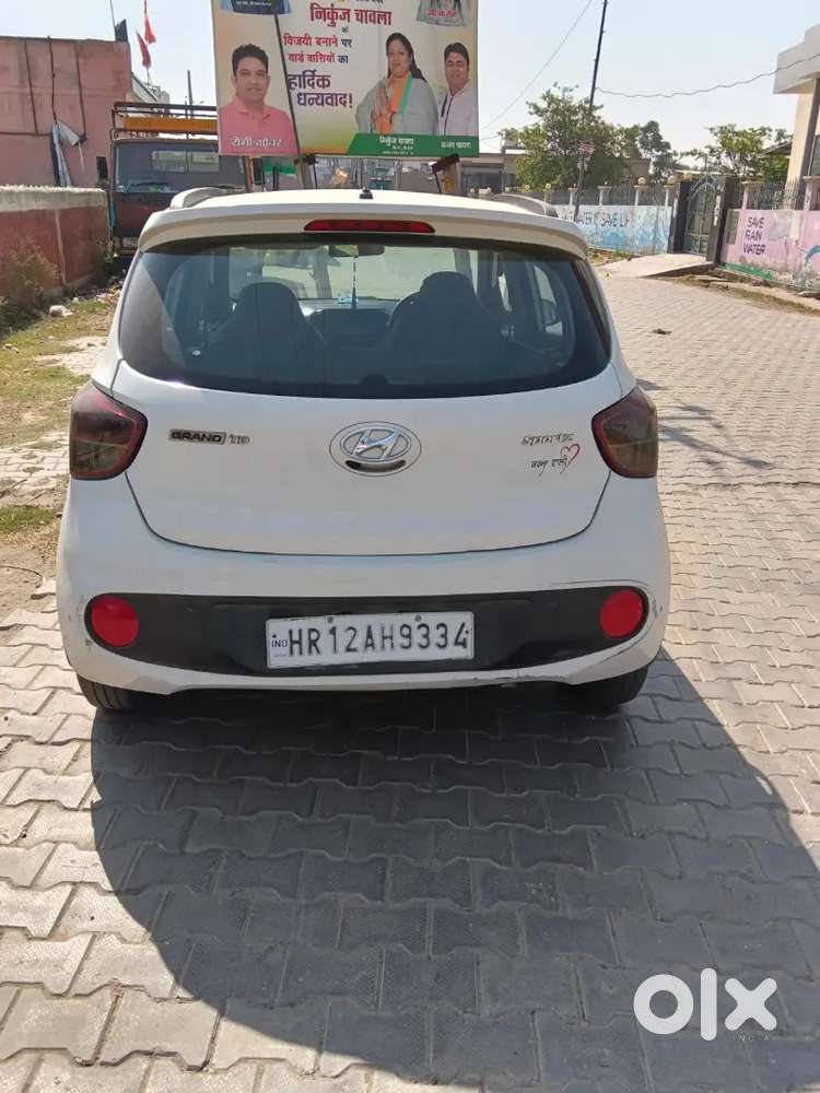 Hyundai Grand I10 2018 Petrol 70000 Km Driven