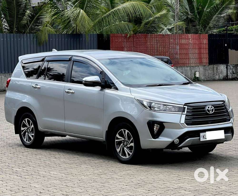 Toyota Innova Crysta 2.4 Gx Limited Edition 7 Str, 2022, Diesel
