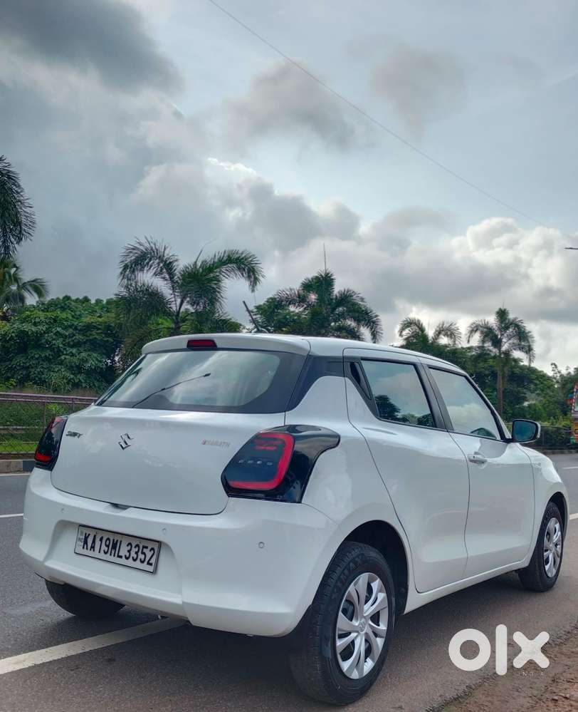 Maruti Suzuki Swift 1.2 Vxi (o), 2021, Petrol