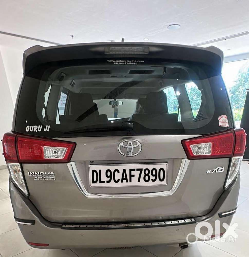 Toyota Innova Crysta 2021 Petrol Well Maintained