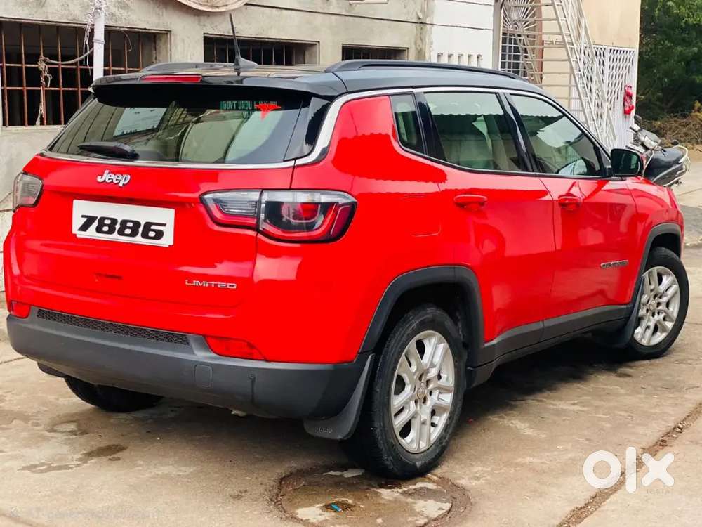 Doctor-driven 2018 Jeep Compass Limited (o)  Top Model  Exotica Red