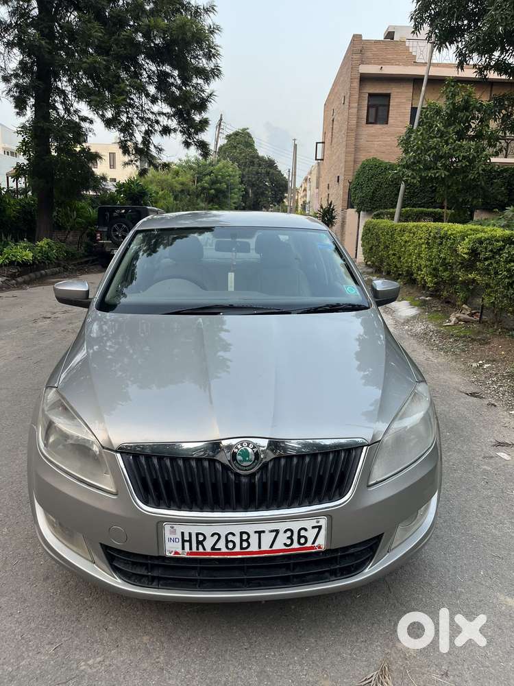 Skoda Rapid 1.6 Mpi At Elegance, 2012, Petrol