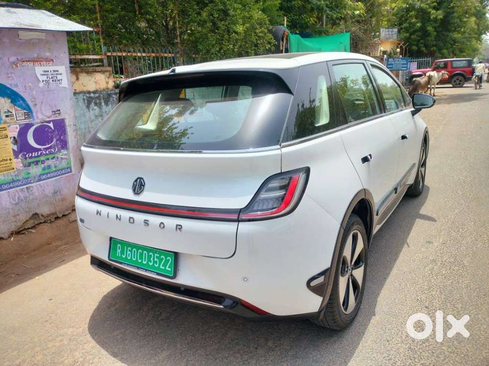 Mg Windsor Ev Essence, 2025, Electric