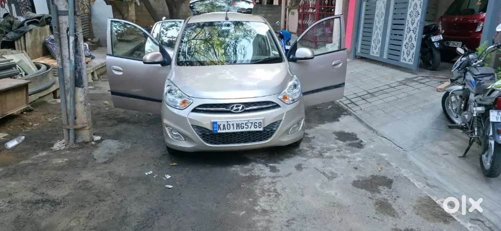 Hyundai I10 2011petrol Well Maintained