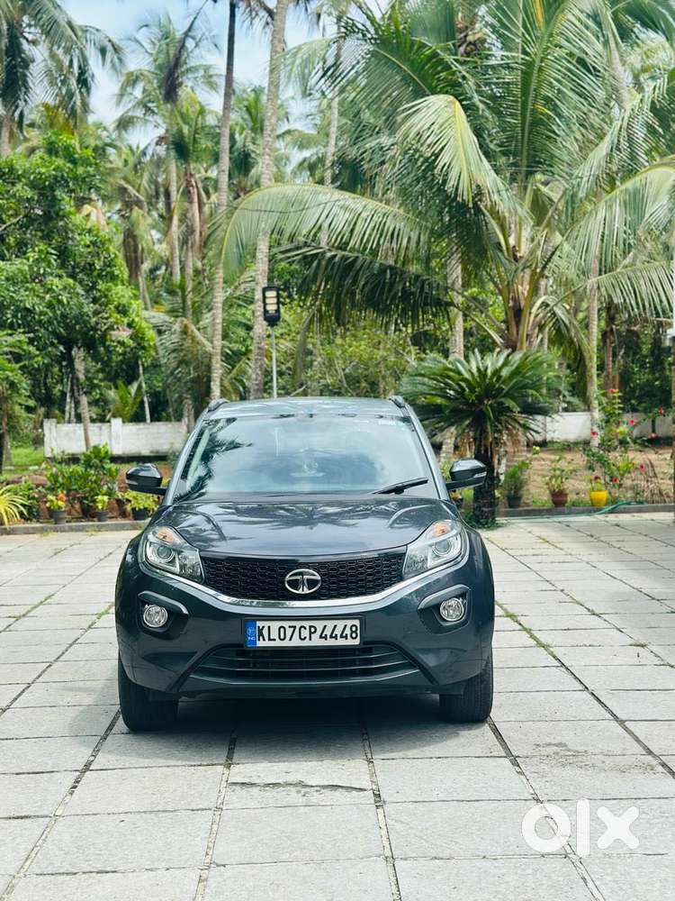 Tata Nexon 1.2 Revotron Xza Plus, 2018, Petrol