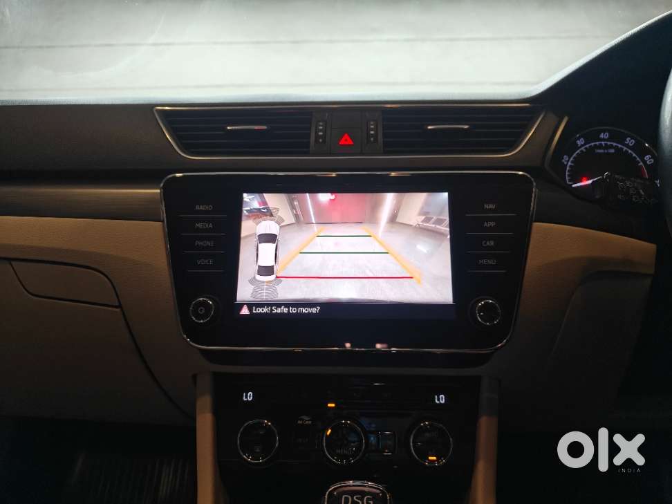 Skoda Superb Style 1.8 Tsi At, 2018, Petrol