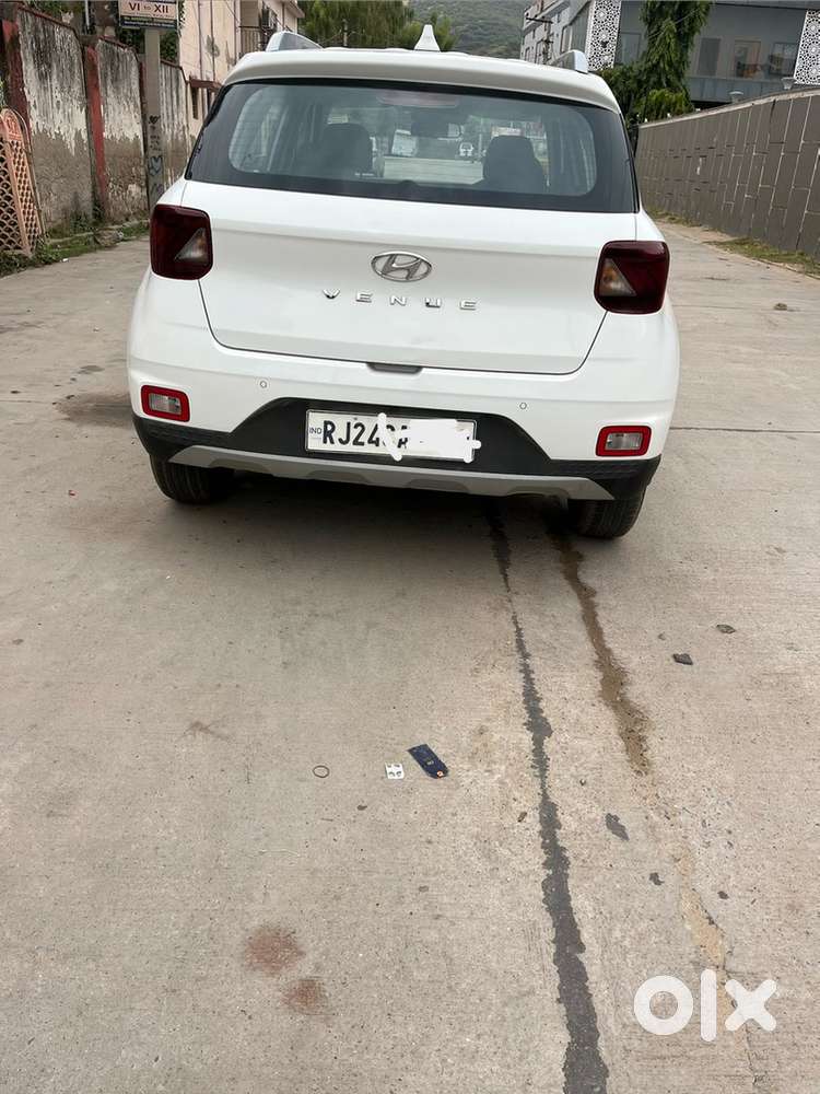 Hyundai Venue Petrol 2022