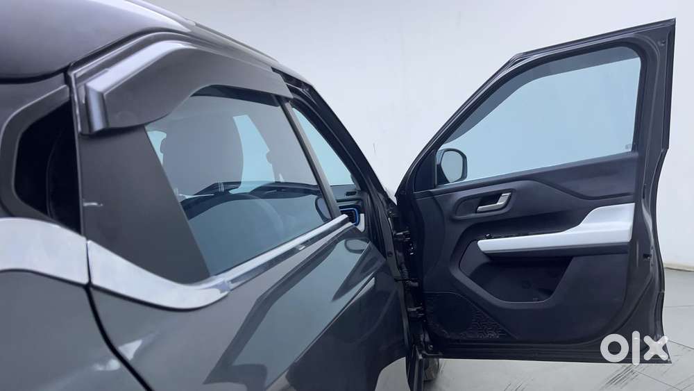 Tata Punch Creative Dual Tone Amt Sunroof, 2024, Petrol