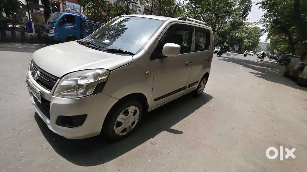 Maruti Suzuki Wagon R 1.0 2015-2019 Vxi Amt, 2016