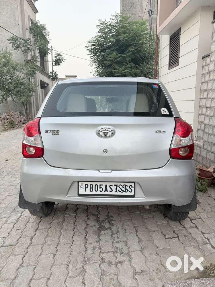 Toyota Etios Liva 2014 Diesel Well Maintained