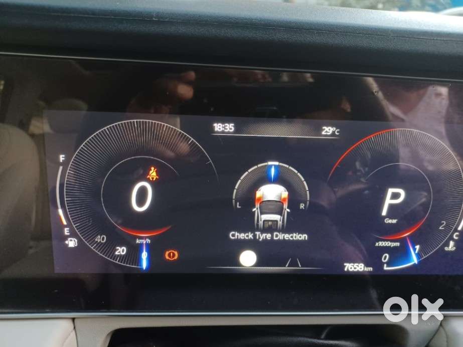 Mahindra Xuv700 2.0 Ax 7 Petrol At Luxury Pack Str, 2024, Petrol