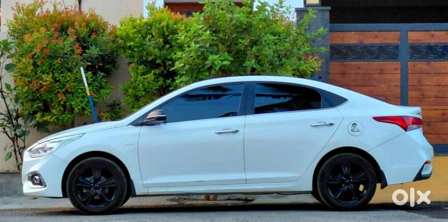 Hyundai Verna Vtvt 1.6 At Ex, 2019, Petrol