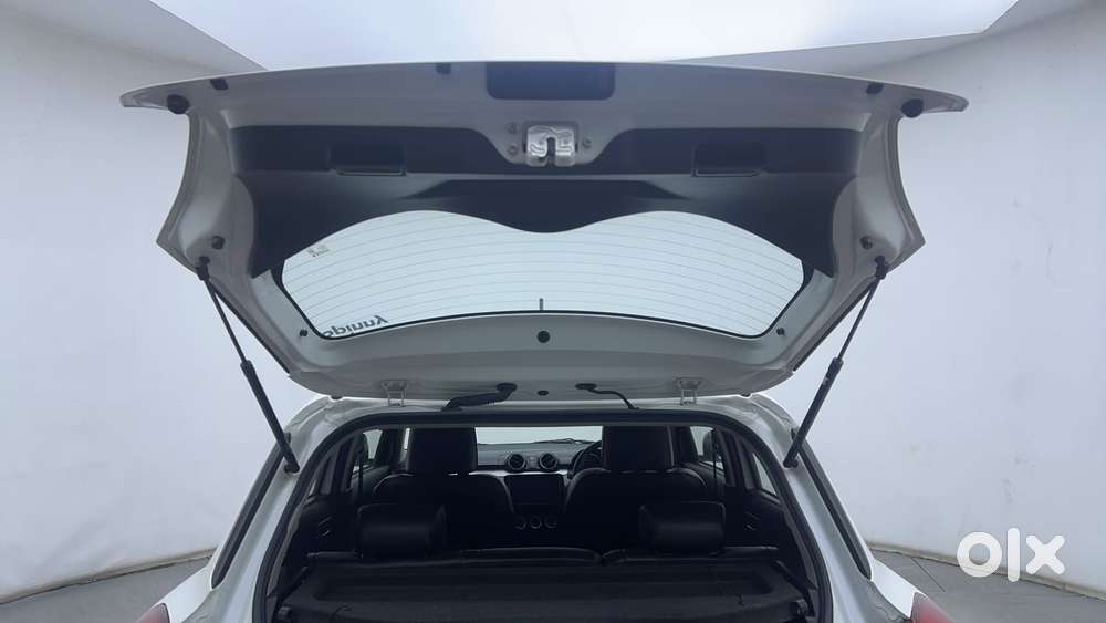 Maruti Suzuki Swift 1.3 Zxi, 2022, Petrol