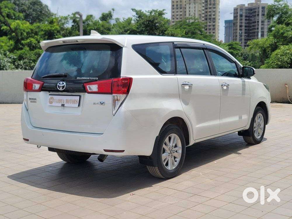 Toyota Innova Crysta 2.4 V 8 Str, 2018, Diesel