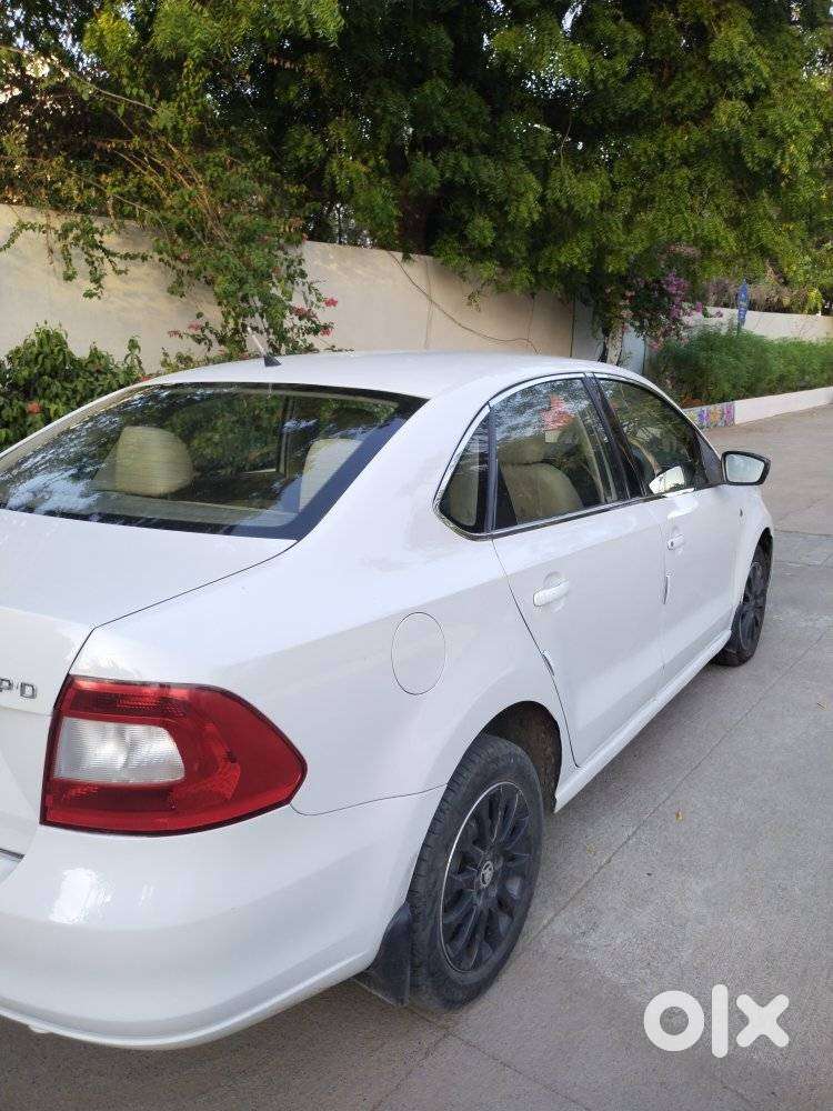 Skoda Rapid 2013-2016 1.5 Tdi At Ambition Plus, 2015, Diesel