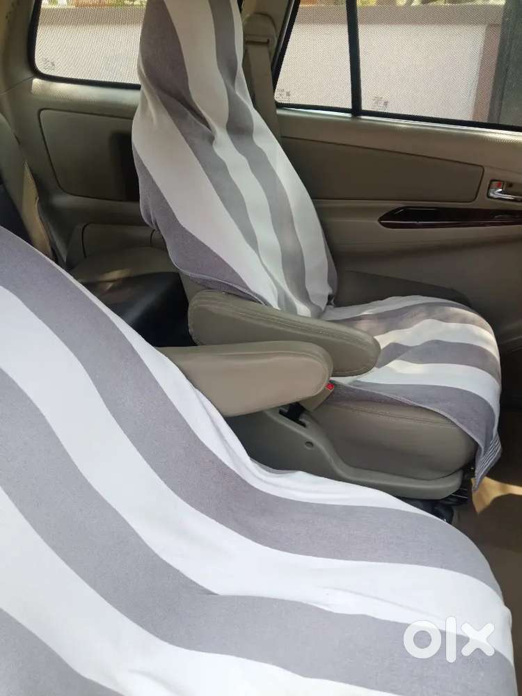 Toyota Innova 2012 Diesel 400000 Km Driven