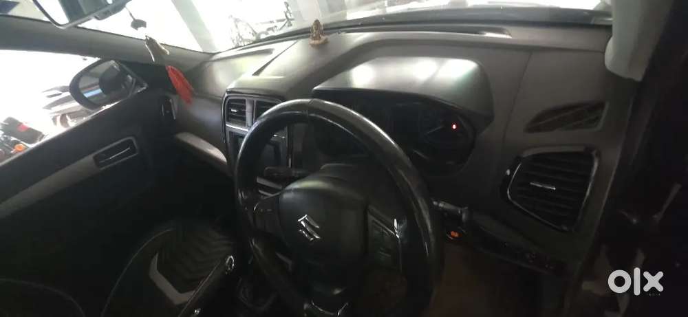 Maruti Vitara Brezza 2020 Zxi +