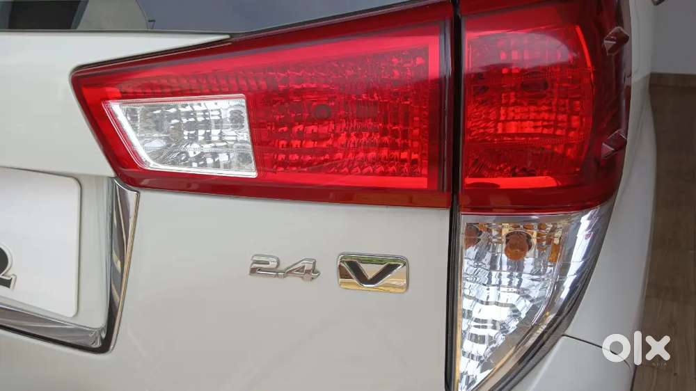 Toyota Innova Crysta 2018 Diesel Manual