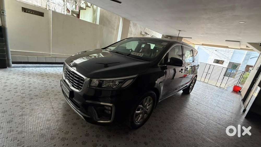 Kia Carnival 2021 Diesel 47500 Km Driven