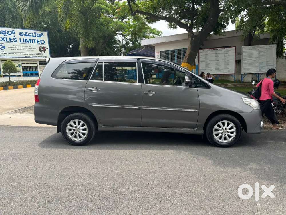 Toyota Innova Diesel 2012 Suv