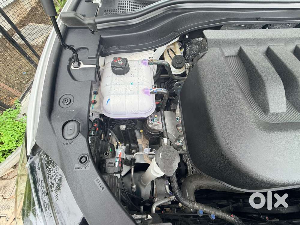 Mahindra Xuv 7xo 2016 Year