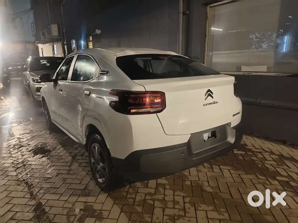 Citroen Basalt 2024 Petrol 11000 Km Driven