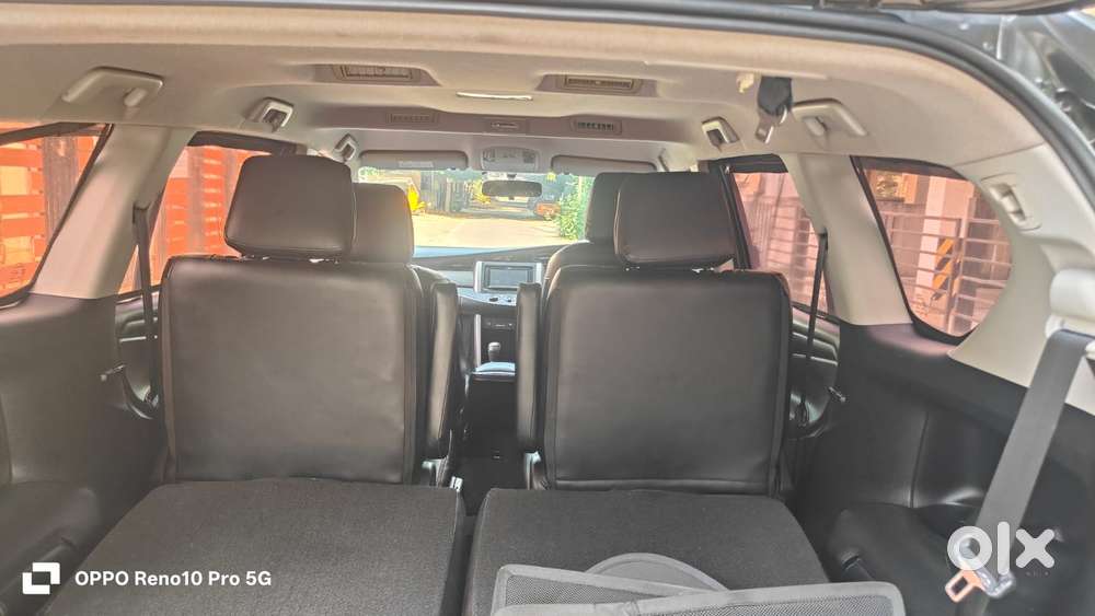 Toyota Innova Crysta 2.8 Gx At 7 Str, 2017, Diesel