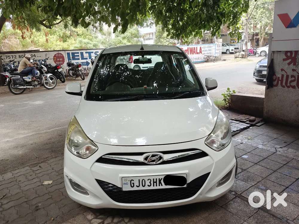 Hyundai I10 20015 Petrol 105000 Km Driven
