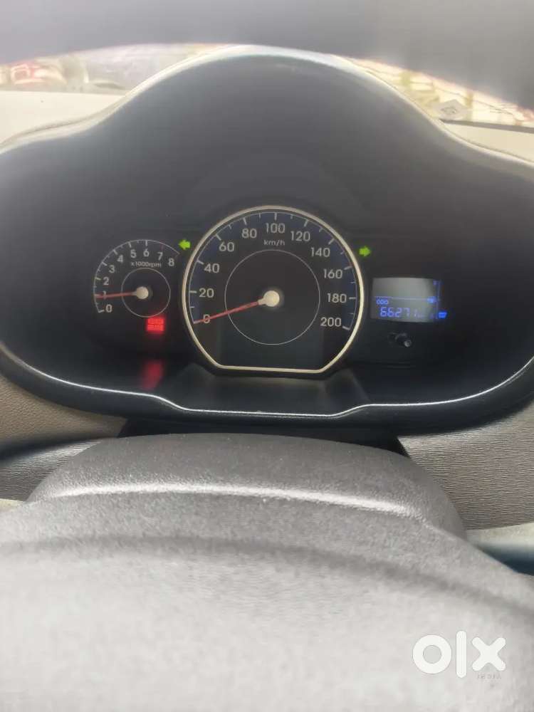 Hyundai I10 Magna 1.2 Solid Bs4 Engine 2011 Car