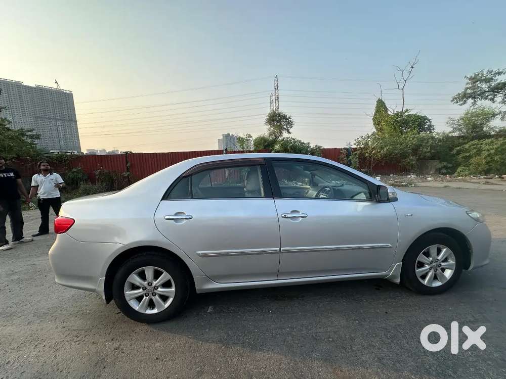 Toyota Corolla Altis 2011 Car