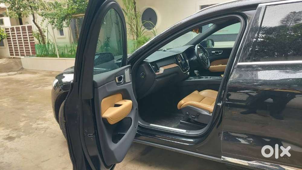 Volvo Xc60 Inscription D5, 2021, Diesel