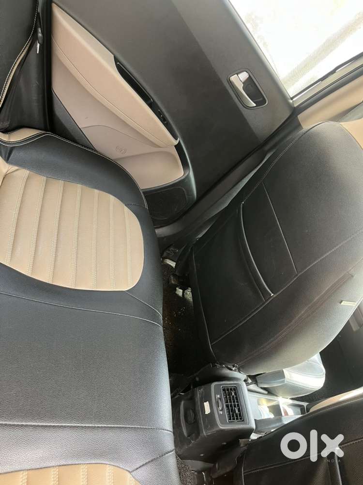 Hyundai Grand I10 2014 Car ( Cng + Petrol )
