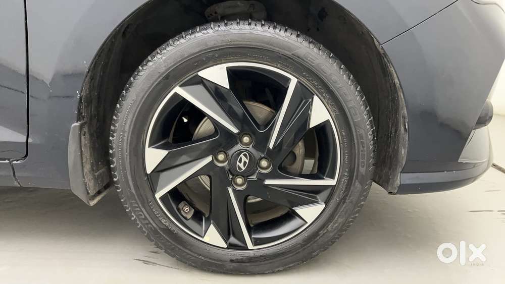 Hyundai Verna 1.5 Sx (o) Vtvt Ivt, 2021, Petrol