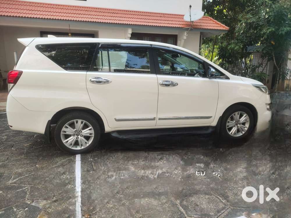 Toyota Innova Crysta 2.8 Zx At 7 Seater, 2018, Diesel
