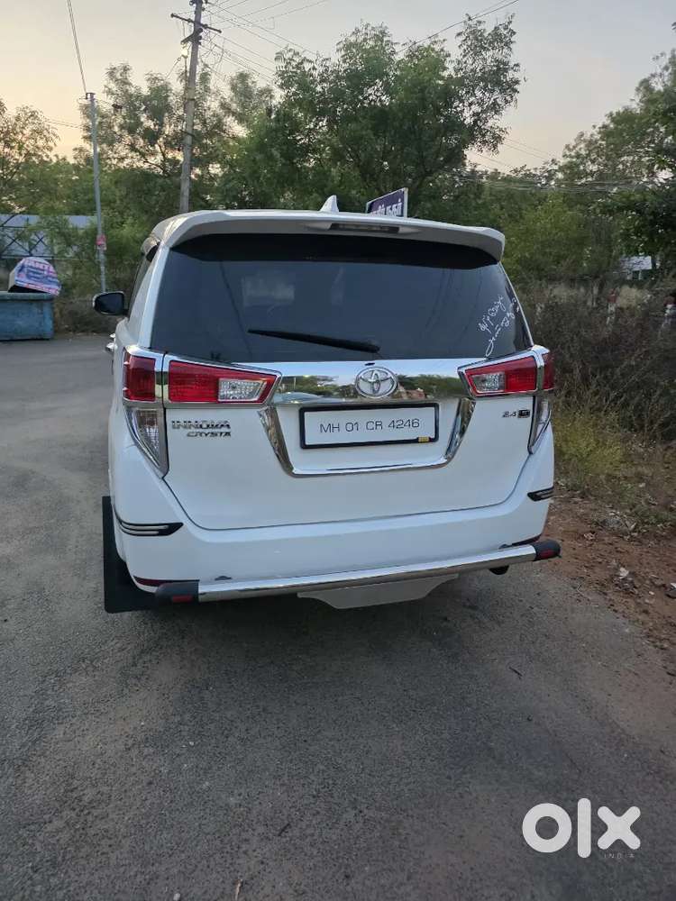 Innova Crysta 180000 Km Vichel