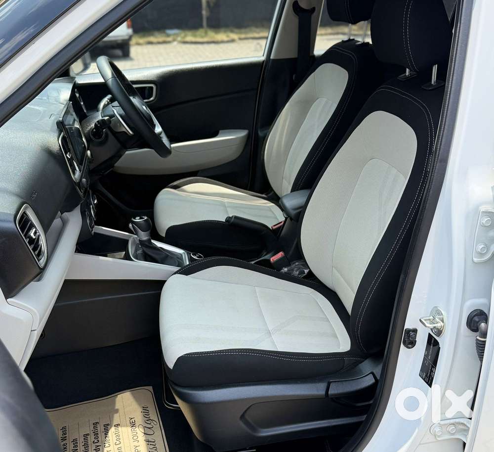 Hyundai Venue 1.0 S (o) Turbo Dct, 2024, Petrol