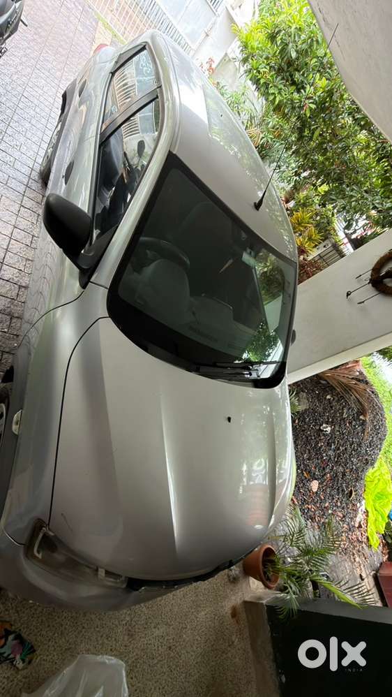Renault Petrol Car 2016