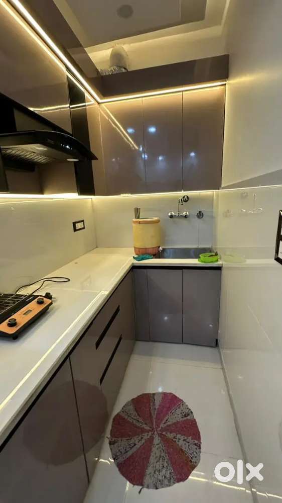 2 Bhk Fully furnished with car parking with lift