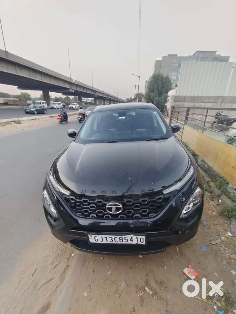 Tata Harrier Xta Plus Dark Edition