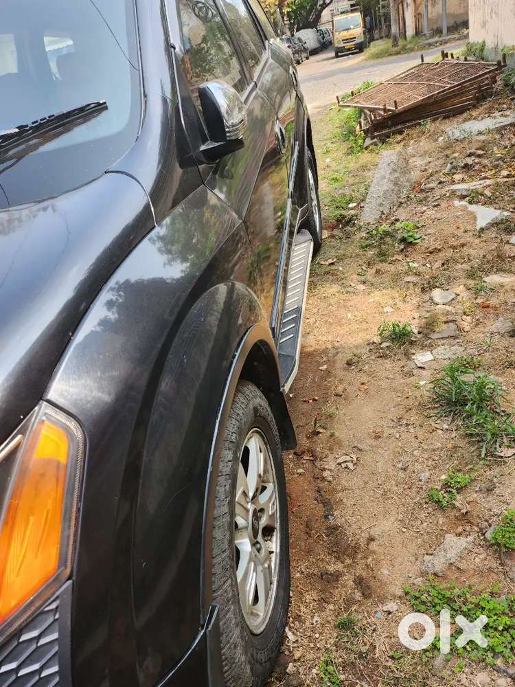 Mahindra Xuv500 2013 Diesel 128000 Km Driven
