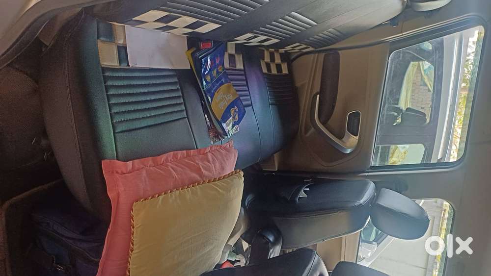 Mahindra Tuv 300 2017 Diesel 95500 Km Driven