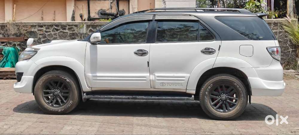 Toyota Fortuner 2015 Diesel Well Maintained