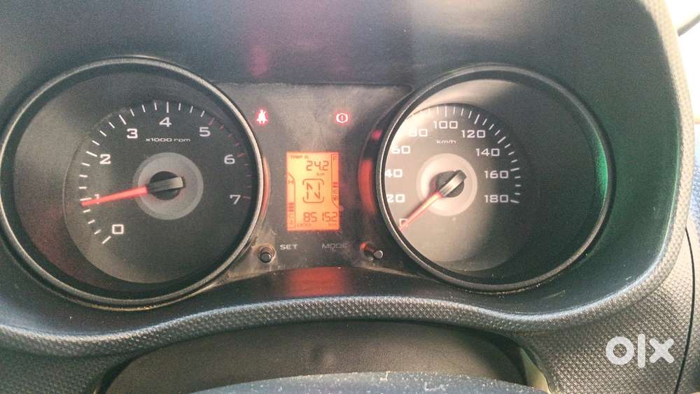 Mahindra Tuv 300 T6, 2017, Diesel