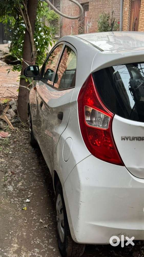 Hyundai Eon 2015petrol Well Maintained