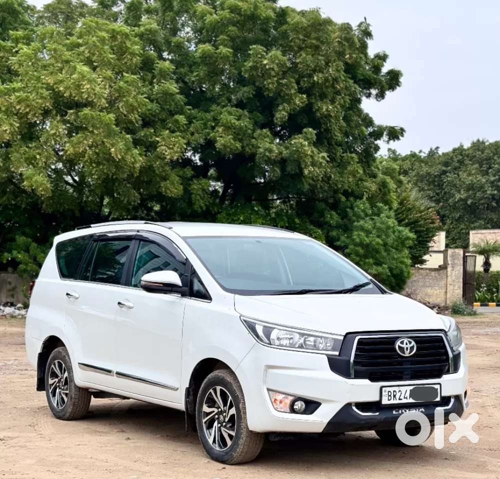 Toyota Innova Crysta, 2025, Diesel