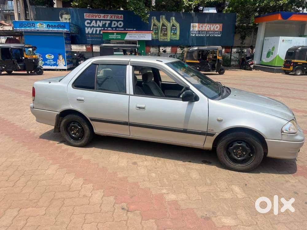 Maruti Suzuki Esteem 2006 Petrol Well Maintained