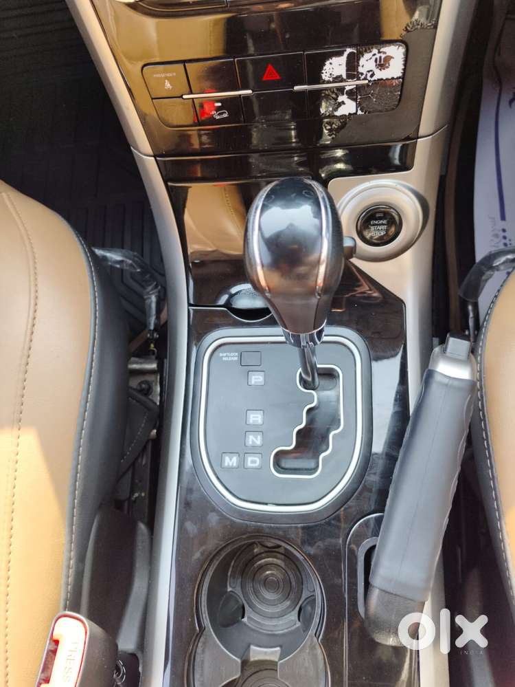 Mahindra Xuv500 W9, 2018, Diesel