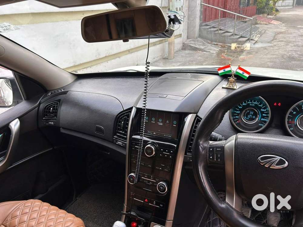 Mahindra Xuv500 2018 Diesel 85000 Km Driven