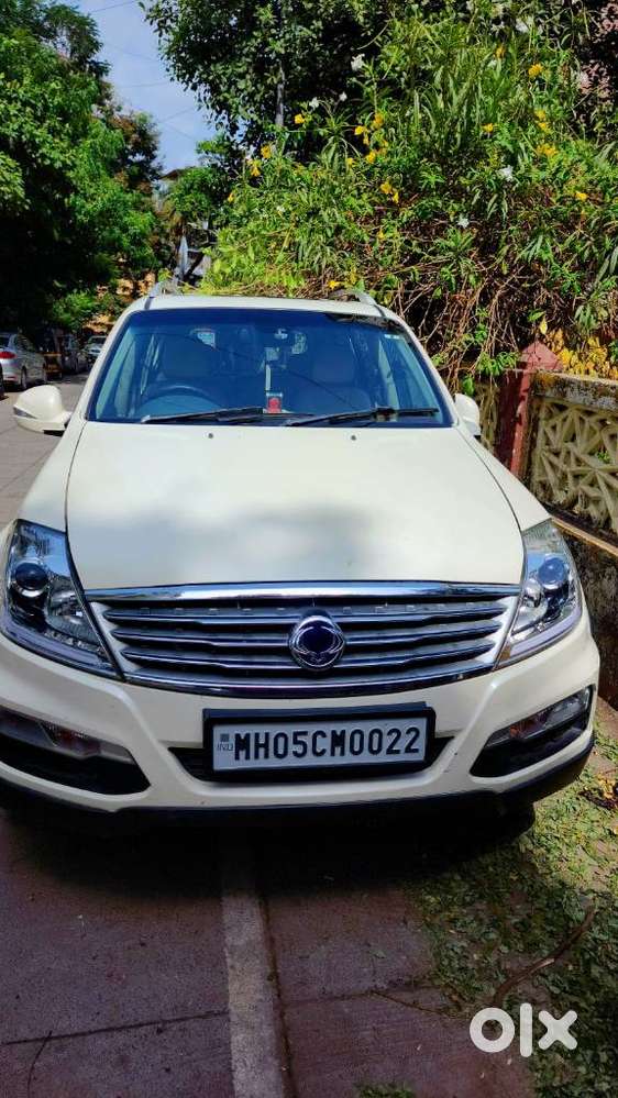 Mahindra Ssangyong Rexton Rx7, 2015, Diesel