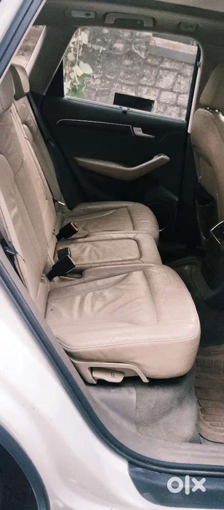 Audi Q5 2010 Petrol Well Maintained